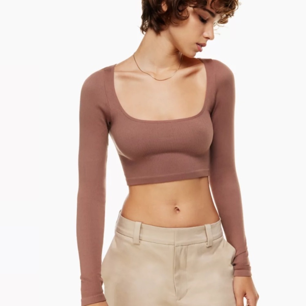 Sinch Seamless Ribcage Longsleeve Crop Top